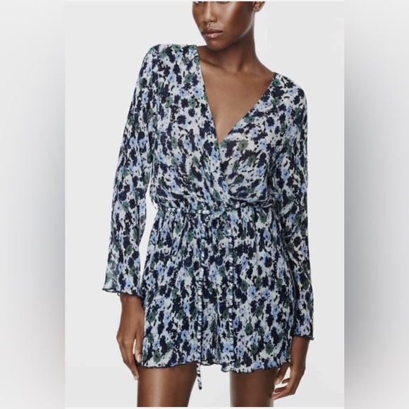 ZARA printed pleated romper size extra small - Picture 3 of 11